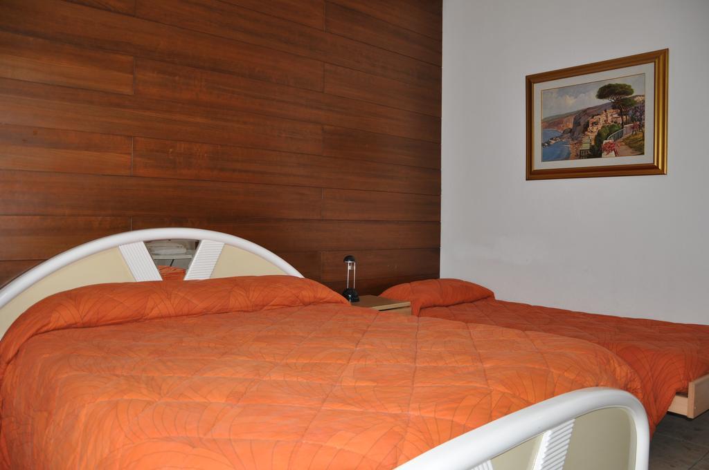 Albergo Stazione Bodio Bagian luar foto